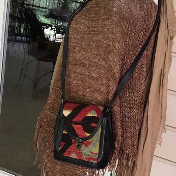 Unique Yun Art  leather and wool crossbody bag - Picture 1 of 8